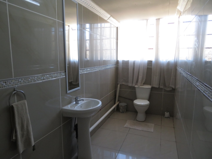 Bedroom Property for Sale in Delareyville North West